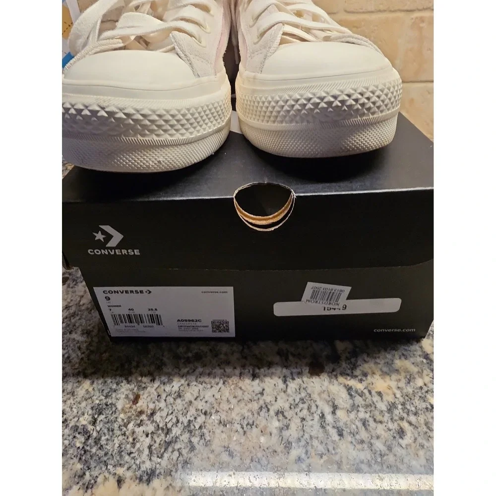 Converse Platform Pink White Women's Size 9 Sneakers Shoes A05962C High Top
